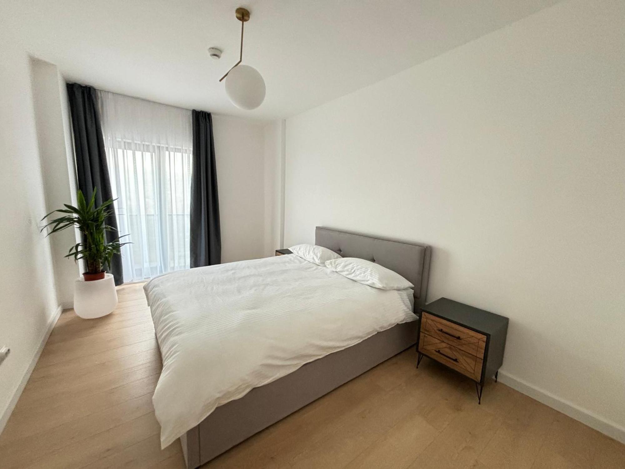 Exit Aparthotel Floresti  Bagian luar foto